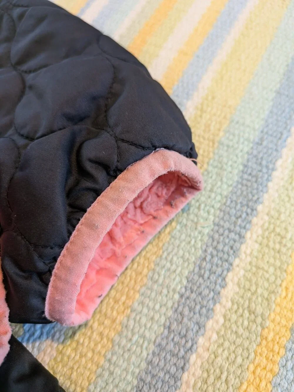 ⭐ Columbia Black quilted coat with fuzzy pink lining size XS 6-6x